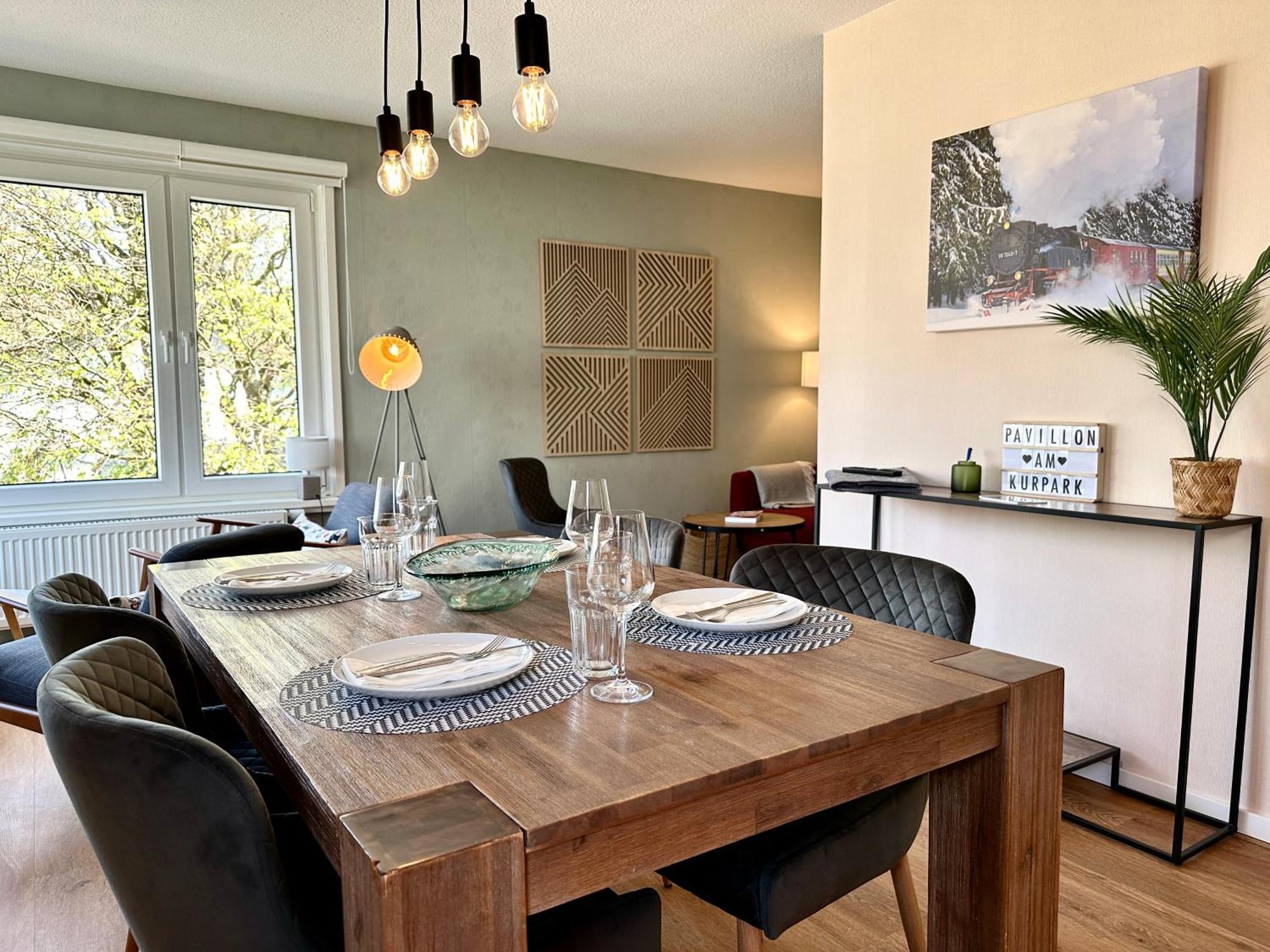Apartment Pavillon Am Kurpark - Zentral, Ruhig, Familienfreundlich - Mit Balkon, Parkplatz Und Inklusive Waeschepaket *